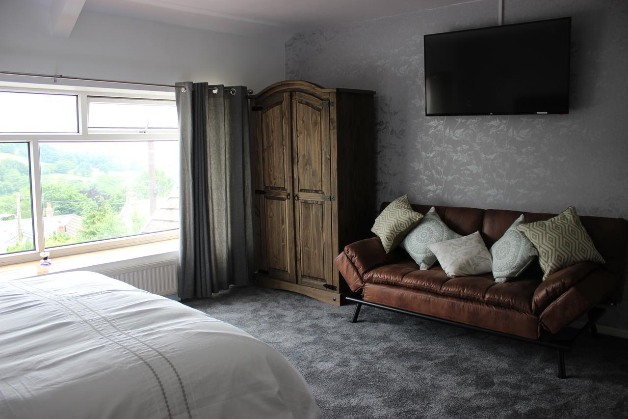 The New Lodge Pontardawe ภายนอก รูปภาพ